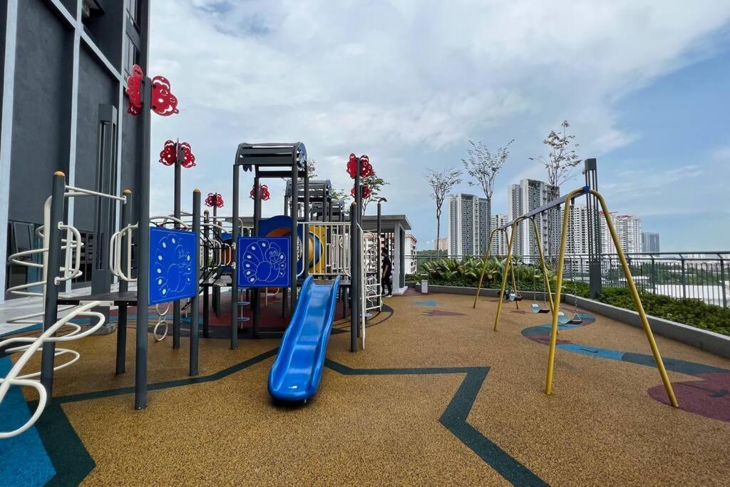 Cozy Aera Residence / Free Wi-Fi Netflix / Sunway Петалінг-Джая Екстер'єр фото